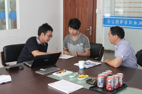 ���հ��c����偿͑��c�ݺϹ��̎�ǢՄ�F(xi��n)��(ch��ng)1