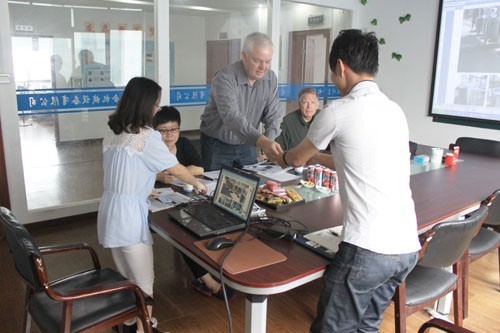 �ݺ�ͬ���c�Ĵ��������P䓃�(ch��)�޿͑�ǢՄ�F(xi��n)��(ch��ng)2