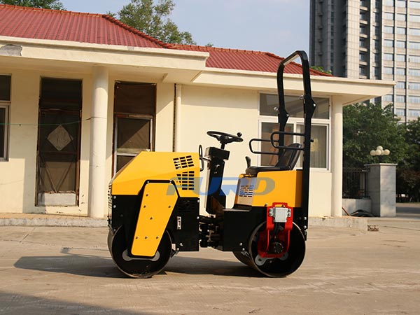 關(guān)于小型壓路機變速箱的保養(yǎng)知識你知道多少？