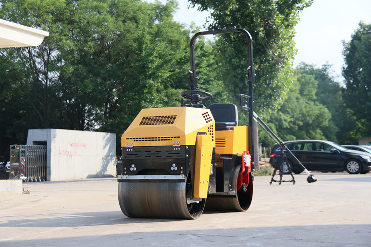 “明星款”小型壓路機(jī)，讓大家的選擇不再“迷路”！